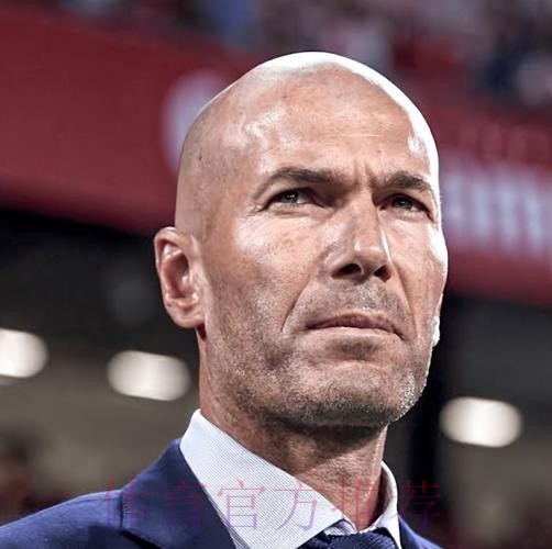 齐达内更衣室朝球员发火:下半场太烂了!太放松 齐达内更衣室朝球员发火:下半场太烂了!太放松