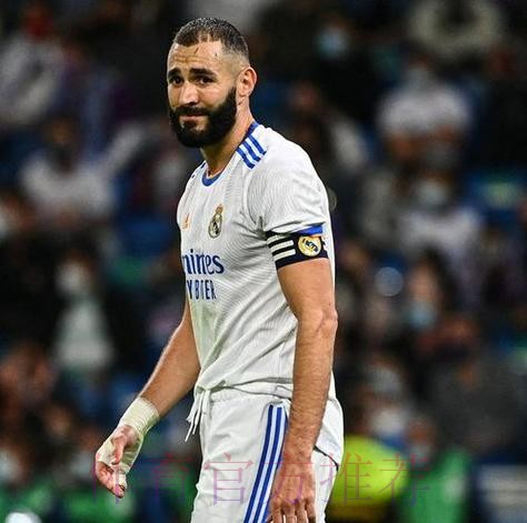 本泽马能出战踢黄潜比赛 对阵巴黎时他将完全伤愈